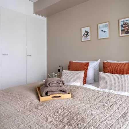 Lapland Bliss, Prime Location, Free Parking, Wi-fi * Rovaniemi